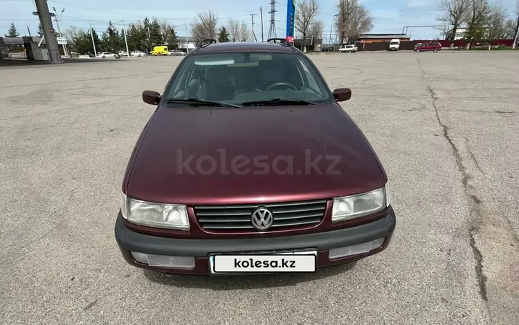 Volkswagen Passat 1994 годаүшін2 200 000 тг. в Алматы
