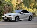 Toyota Camry 2019 года за 13 800 000 тг. в Алматы – фото 5