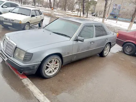 Mercedes-Benz E 230 1992 года за 1 000 000 тг. в Рудный – фото 3