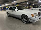 Mercedes-Benz E 200 1994 года за 2 150 000 тг. в Шымкент