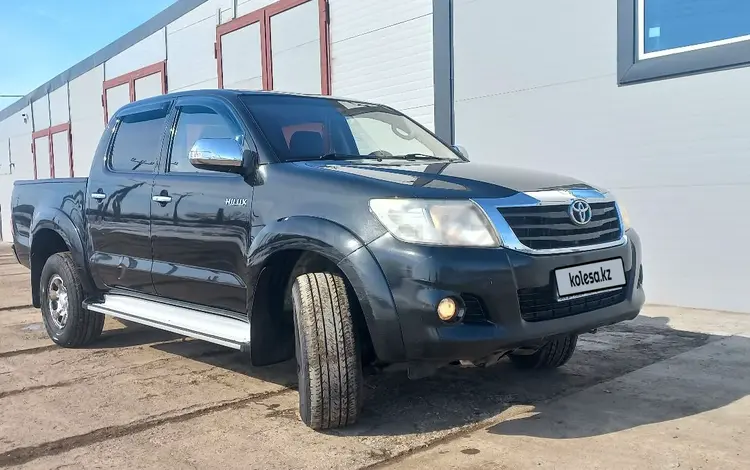 Toyota Hilux 2014 годаүшін11 200 000 тг. в Уральск