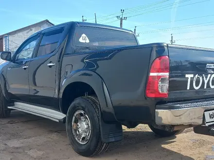 Toyota Hilux 2014 года за 11 200 000 тг. в Уральск – фото 3