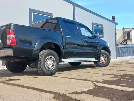 Toyota Hilux 2014 года за 11 200 000 тг. в Уральск – фото 4