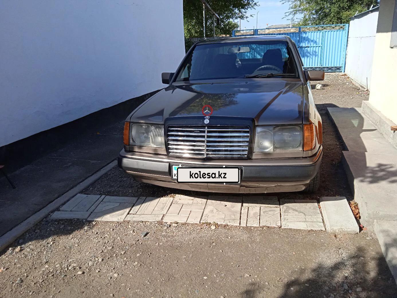 Mercedes-Benz E 230 1989 г.