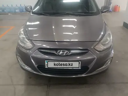 Hyundai Accent 2013 года за 2 900 000 тг. в Шымкент – фото 12
