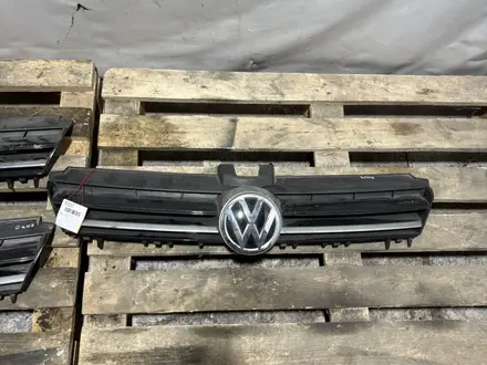 Решетки радиатора Vw Passat CC Jetta Tiguan за 50 000 тг. в Алматы – фото 4