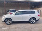 Toyota Highlander 2011 годаfor12 500 000 тг. в Шымкент – фото 2