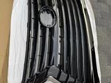 Решетка радиатора ОРИГИНАЛ для Lexus lx 570 — 2016 и выше за 550 000 тг. в Алматы – фото 4