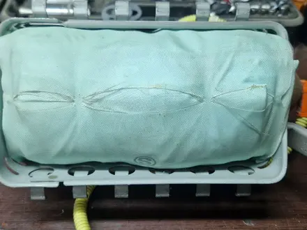Аирбаг передний пасажирский (Airbag srsподушка безопасности) за 45 000 тг. в Алматы