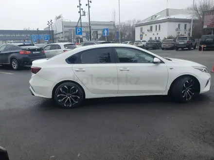 Kia Cerato 2022 года за 7 500 000 тг. в Алматы – фото 5