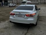 Toyota Camry 2018 года за 17 700 000 тг. в Актау – фото 3