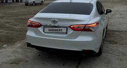 Toyota Camry 2018 года за 17 700 000 тг. в Актау – фото 3