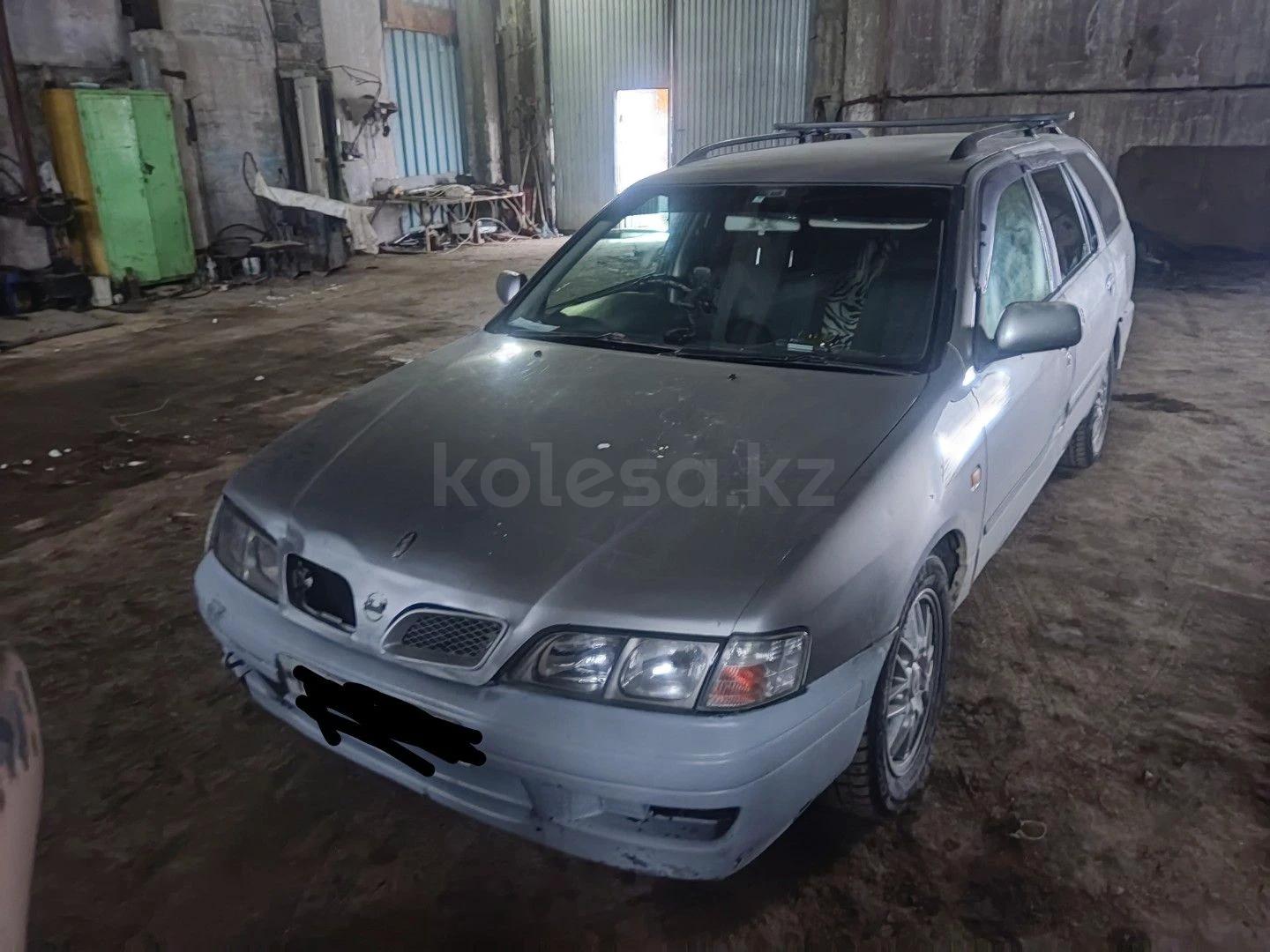 Nissan Primera 2000 г.