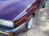 Volkswagen Vento 1993 года за 600 000 тг. в Экибастуз – фото 2