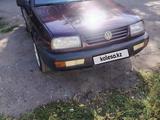 Volkswagen Vento 1993 года за 600 000 тг. в Экибастуз – фото 4