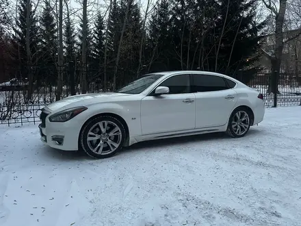 Infiniti Q70 2016 года за 18 000 000 тг. в Астана