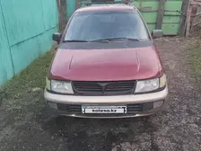Mitsubishi Space Wagon, 1997