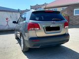 Kia Sorento 2011 годаүшін8 800 000 тг. в Актобе – фото 5