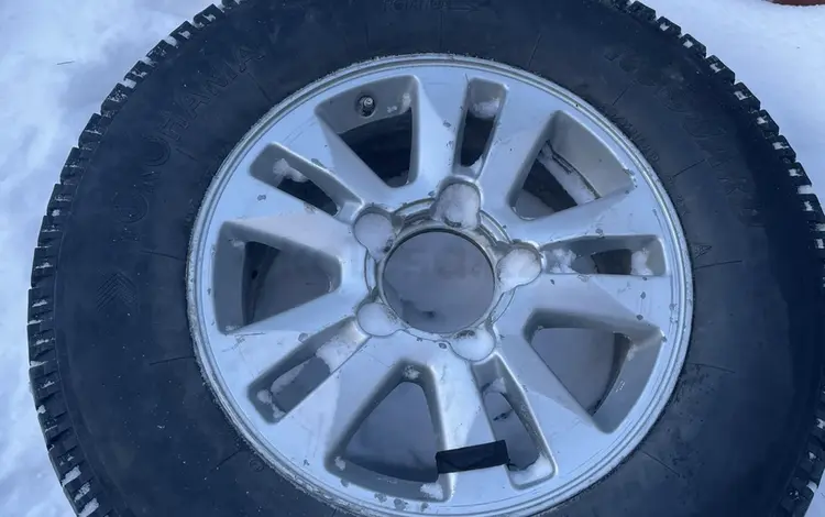 Запаска на крузак. Баллон с диском. за 30 000 тг. в Костанай