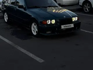 BMW 325