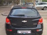 Chevrolet Cruze 2013 года за 4 500 000 тг. в Балхаш – фото 2