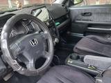 Honda CR-V 2004 года за 4 400 000 тг. в Астана – фото 3