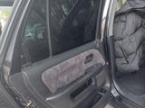 Honda CR-V 2004 года за 4 400 000 тг. в Астана – фото 5