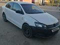 Volkswagen Polo 2013 года за 3 500 000 тг. в Актобе – фото 2