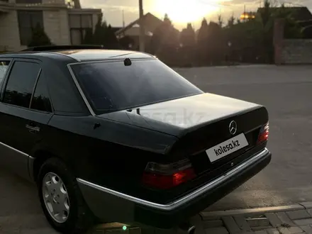 Mercedes-Benz E 230 1991 года за 1 800 000 тг. в Алматы – фото 7