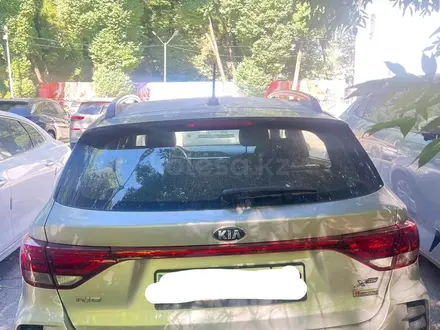 Kia Rio 2021 года за 8 600 000 тг. в Алматы – фото 2