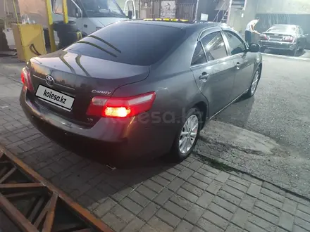 Toyota Camry 2006 года за 5 100 000 тг. в Шымкент – фото 4