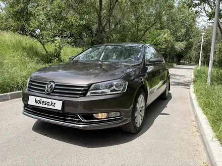 Volkswagen Passat 2013 года за 4 400 000 тг. в Алматы – фото 10