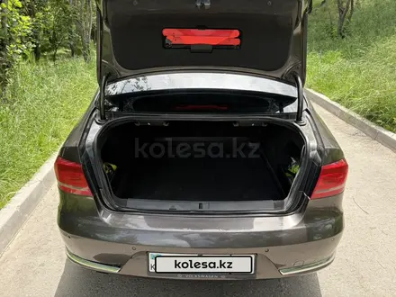 Volkswagen Passat 2013 года за 4 400 000 тг. в Алматы – фото 13