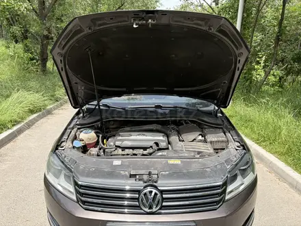 Volkswagen Passat 2013 года за 4 400 000 тг. в Алматы – фото 20