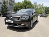 Volkswagen Passat 2013 года за 4 400 000 тг. в Алматы