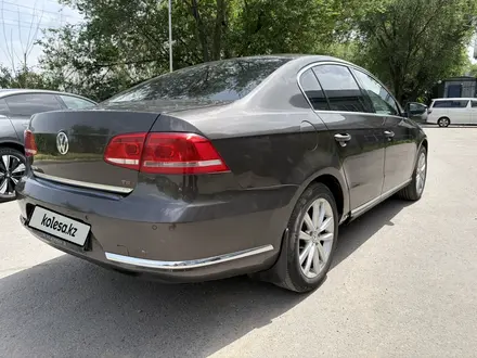 Volkswagen Passat 2013 года за 4 400 000 тг. в Алматы – фото 7