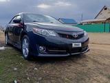 Toyota Camry 2014 года за 5 500 000 тг. в Уральск – фото 3