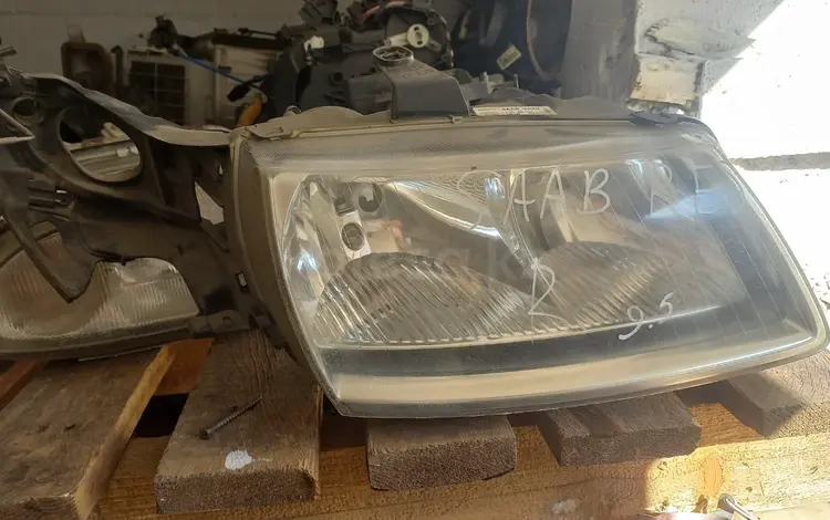 Фара правая за 12 500 тг. в Алматы