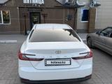 Toyota Camry 2024 года за 21 500 000 тг. в Экибастуз – фото 4