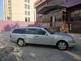 Mercedes-Benz E 320 1998 года за 4 500 000 тг. в Шымкент – фото 2