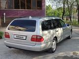 Mercedes-Benz E 320 1998 года за 4 500 000 тг. в Шымкент – фото 3