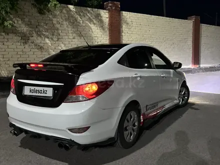 Hyundai Accent 2013 года за 3 000 000 тг. в Караганда – фото 5