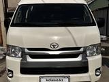 Toyota Hiace 2016 года за 17 500 000 тг. в Алматы