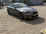 Lexus IS 200t 2017 годаүшін13 100 000 тг. в Астана – фото 2