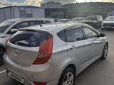 Hyundai Solaris 2011 года за 3 000 000 тг. в Астана – фото 2