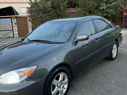 Toyota Camry 2004 года за 5 500 000 тг. в Тараз – фото 3