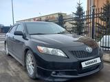 Toyota Camry 2009 года за 3 950 000 тг. в Актобе