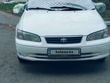 Toyota Camry 2001 года за 3 550 000 тг. в Усть-Каменогорск – фото 2