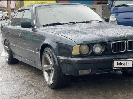 BMW 520 1995 года за 2 500 000 тг. в Талдыкорган – фото 2