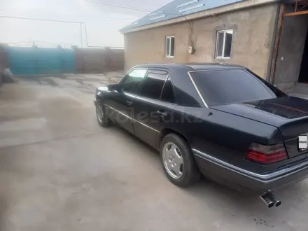 Mercedes-Benz E 280 1994 года за 2 800 000 тг. в Тараз